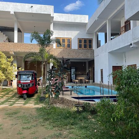 Share Safari Family Bungalow 达瓦拉维 外观 照片